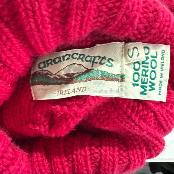Aran Crafts Ireland 100% Merino Wool Cable Knit Turtleneck Sweater Pink Sz.Small - Picture 10 of 14